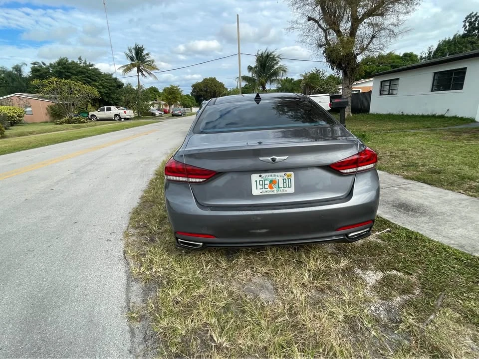 2017 Hyundai Genesis - Image 3 of 6