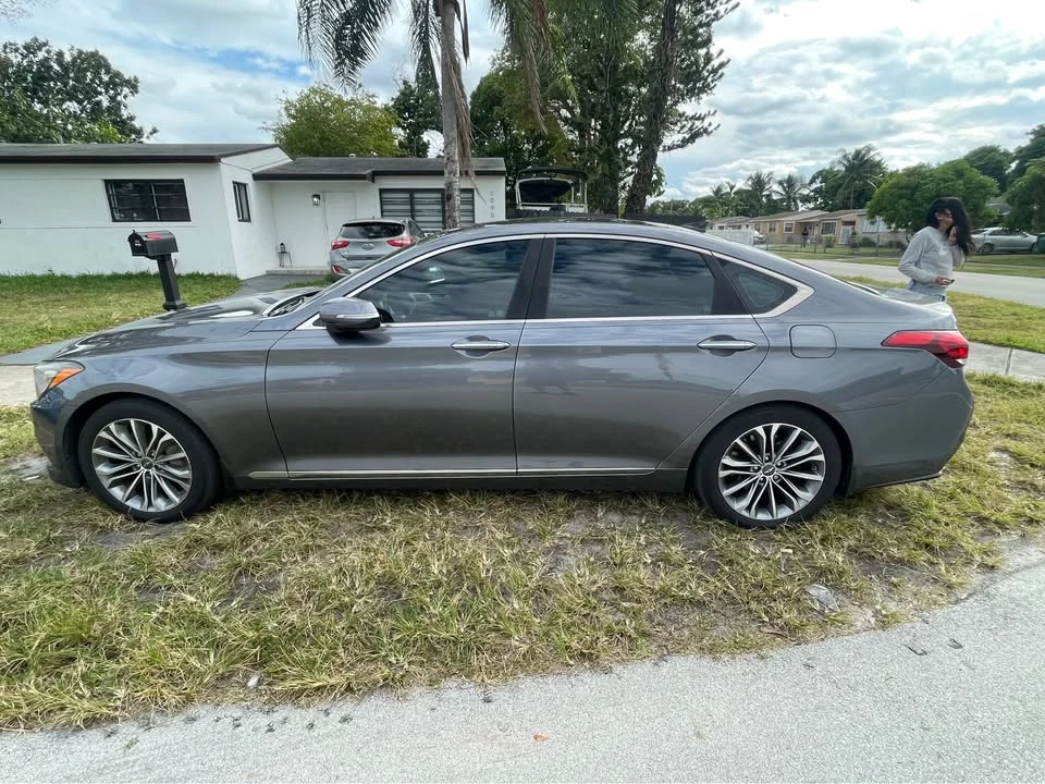 2017 Hyundai Genesis - Image 6 of 6