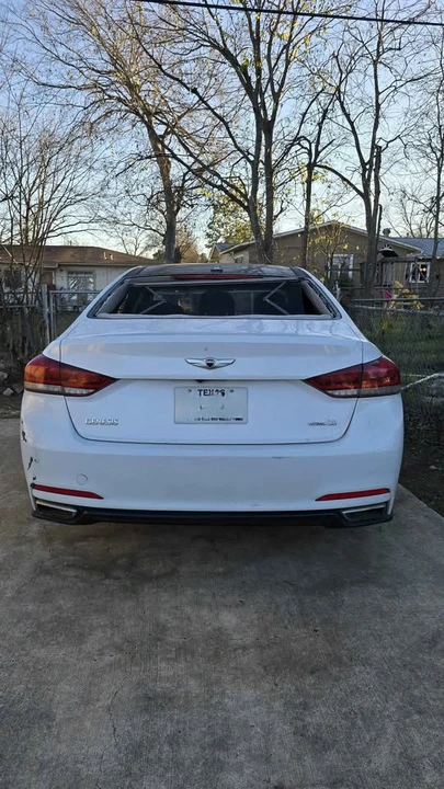 2017 Hyundai Genesis - Image 4 of 7