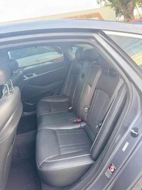 2017 Hyundai Genesis - Image 12 of 16