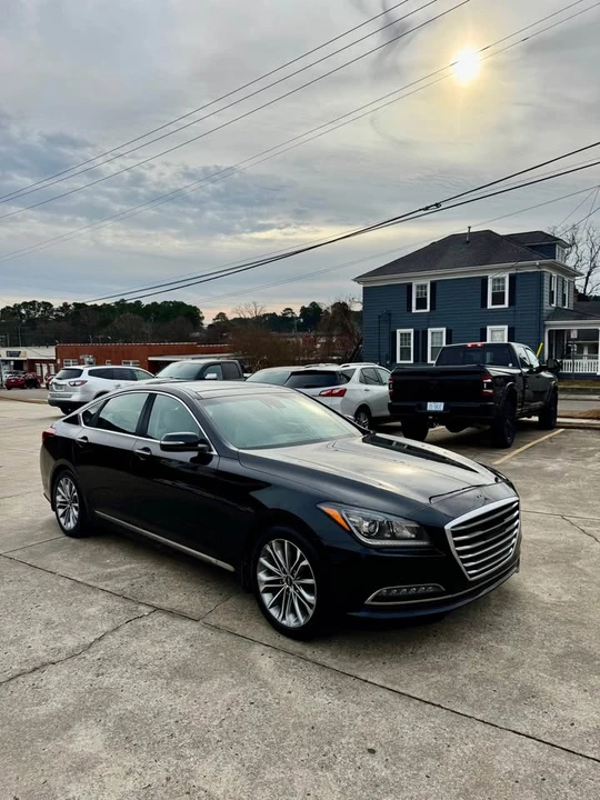 2017 Hyundai Genesis - Image 2 of 9