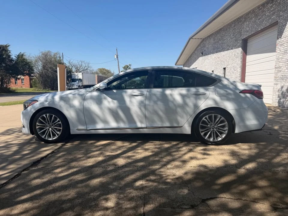 2017 Hyundai Genesis - Image 17 of 17
