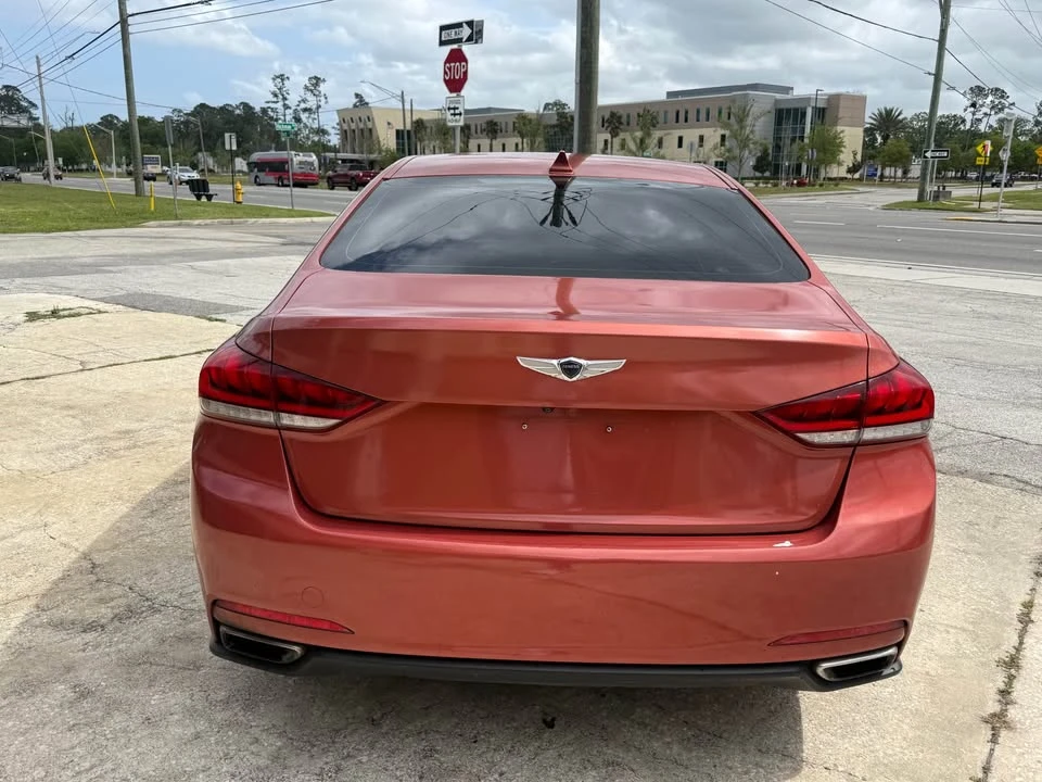 2017 Hyundai Genesis - Image 6 of 14