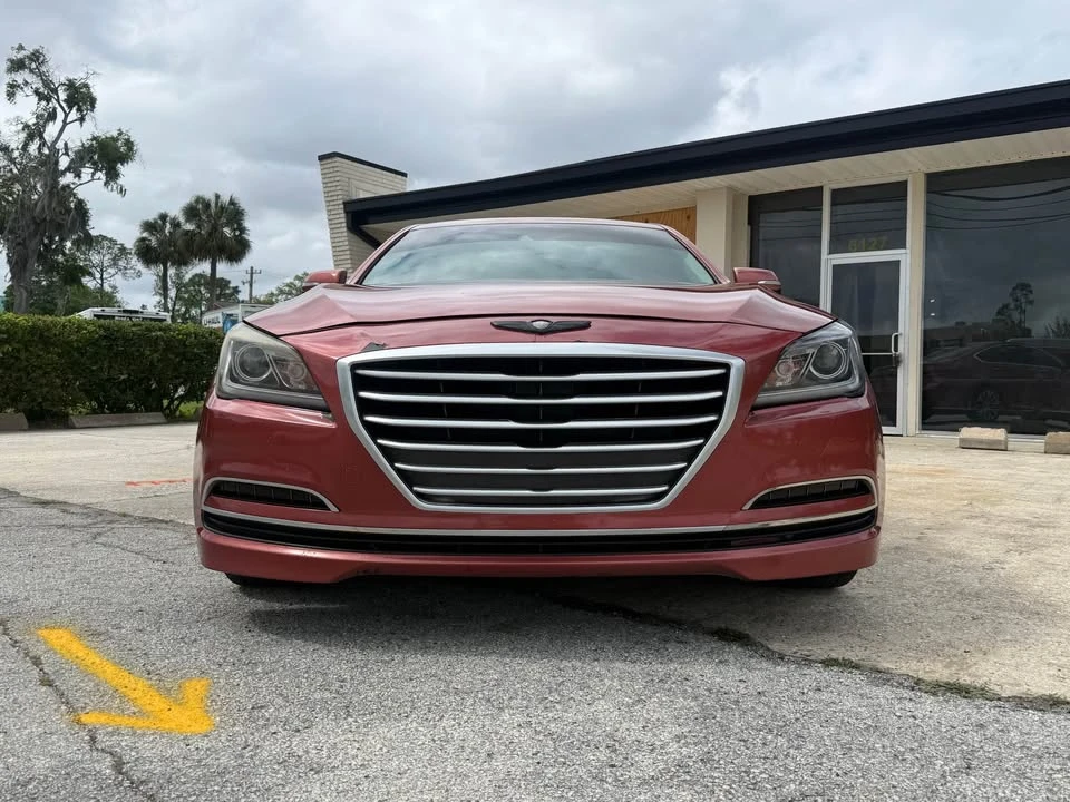 2017 Hyundai Genesis - Image 5 of 14