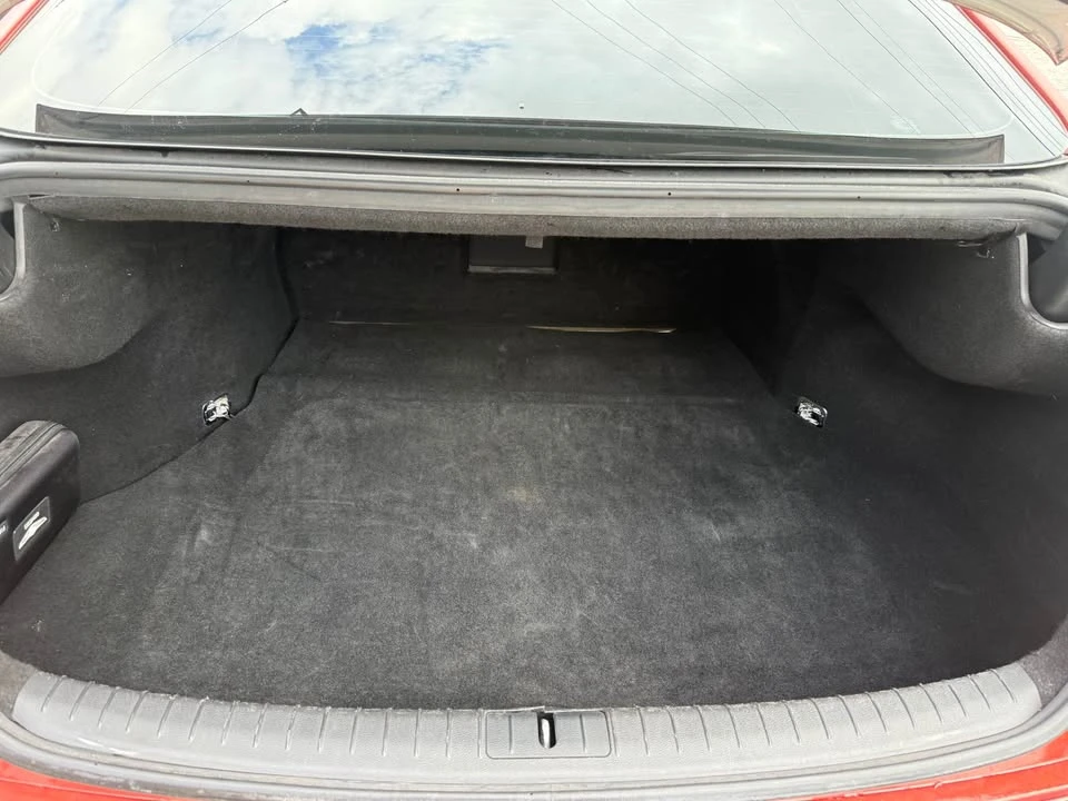 2017 Hyundai Genesis - Image 14 of 14