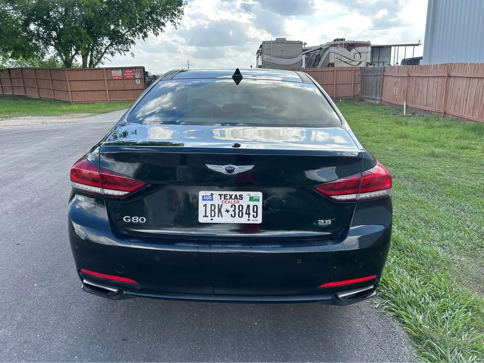 2017 Hyundai Genesis - Image 4 of 8