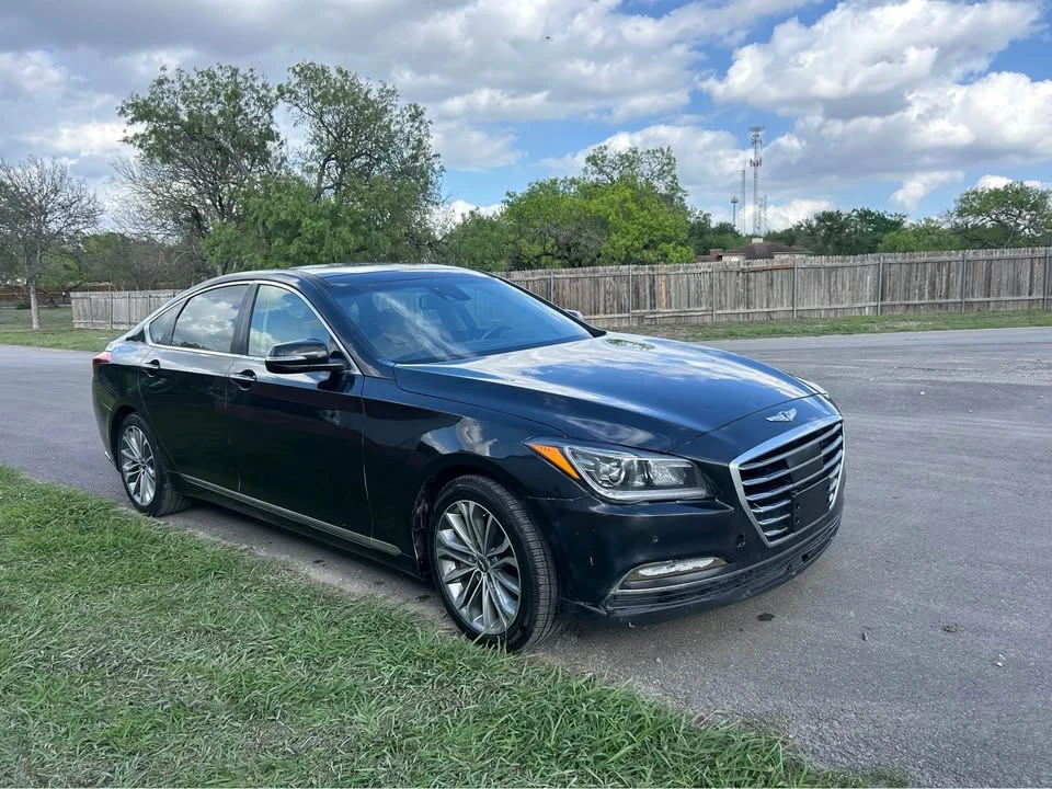 2017 Hyundai Genesis - Image 7 of 8