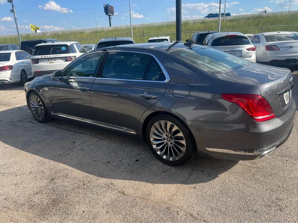 2017 Hyundai Genesis - Image 10 of 19
