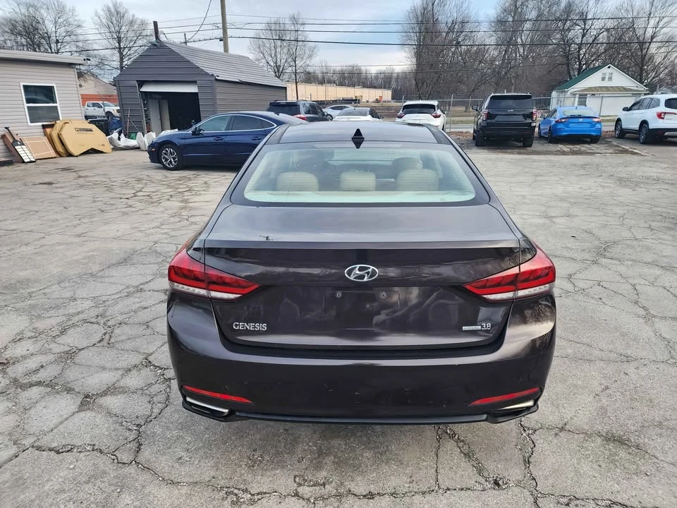 2017 Hyundai Genesis - Image 6 of 14