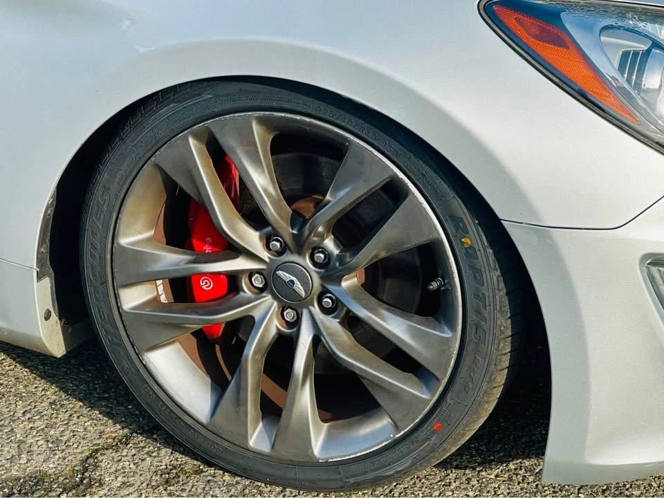 2017 Hyundai Genesis Coupe - Image 8 of 16