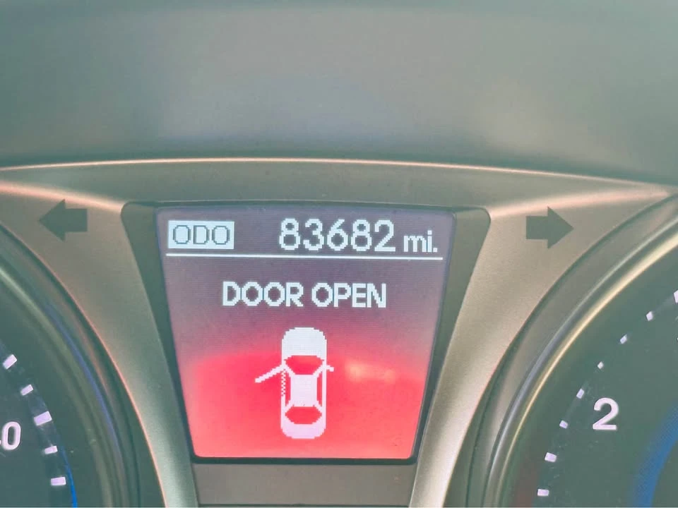 2017 Hyundai Genesis Coupe - Image 16 of 16