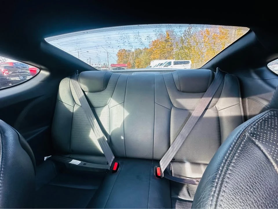 2017 Hyundai Genesis Coupe - Image 15 of 16
