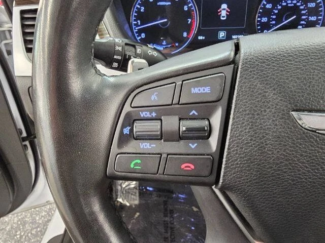 2017 Hyundai Genesis - Image 9 of 19