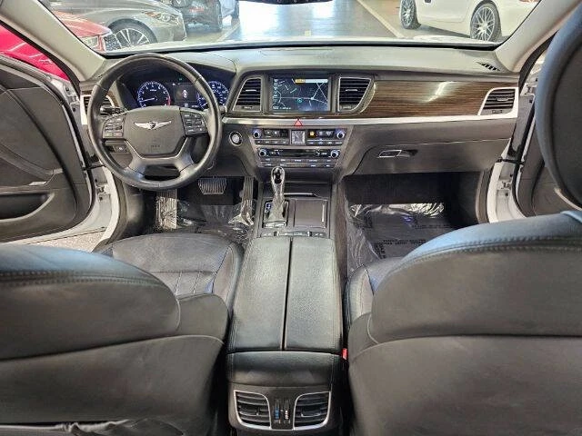 2017 Hyundai Genesis - Image 7 of 19