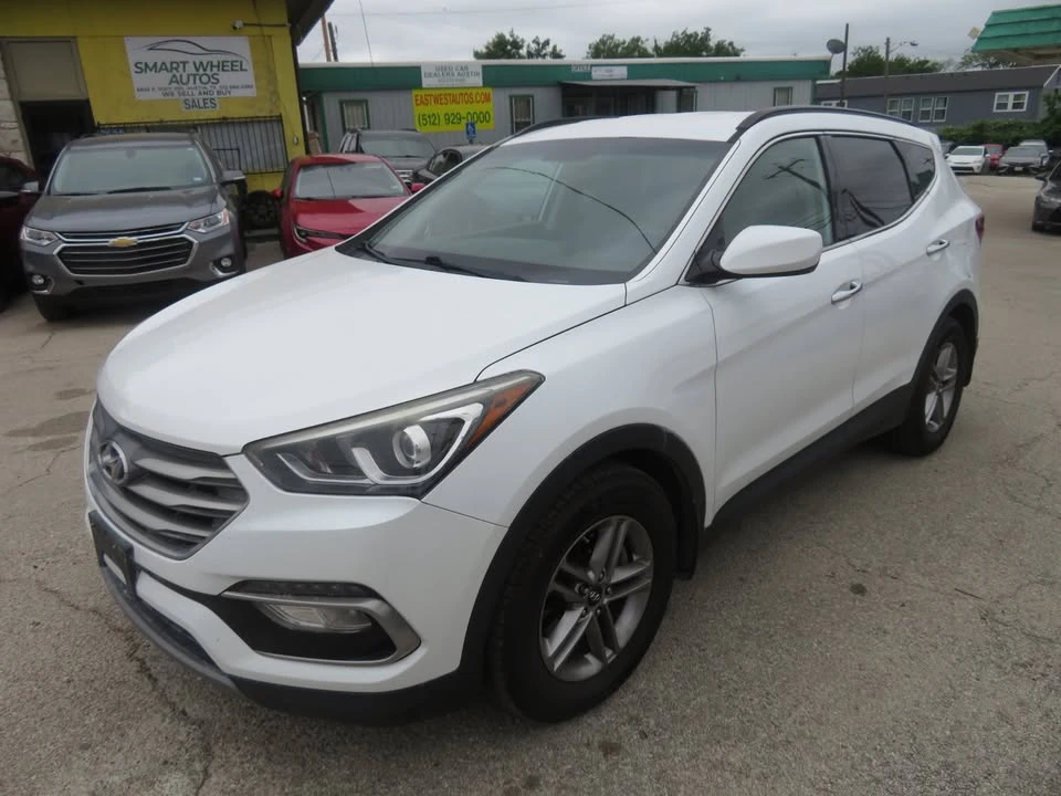 2017 Hyundai Santa Fe - Image 2 of 5