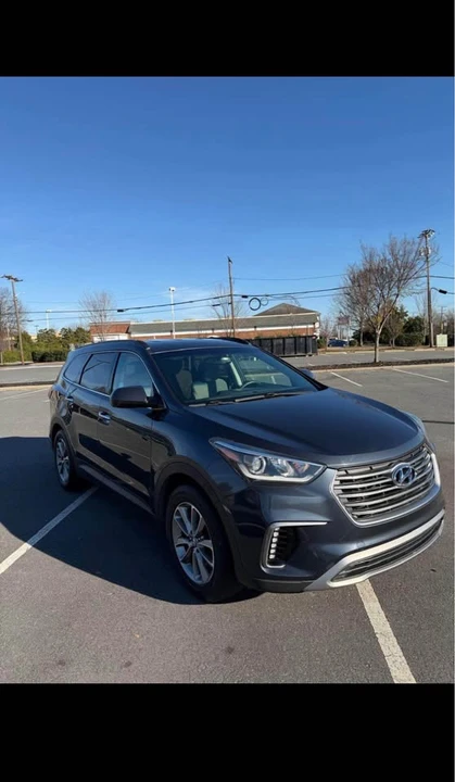 2017 Hyundai Santa Fe - Image 12 of 12