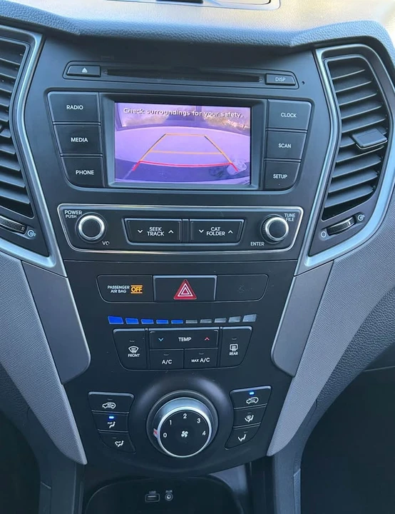 2017 Hyundai Santa Fe - Image 12 of 12