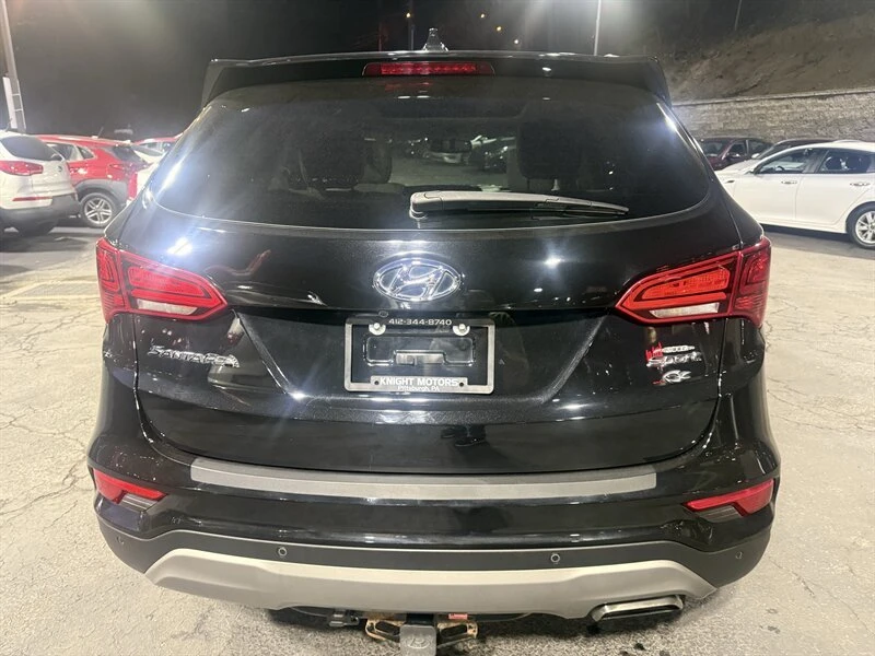 2017 Hyundai Santa Fe - Image 7 of 20