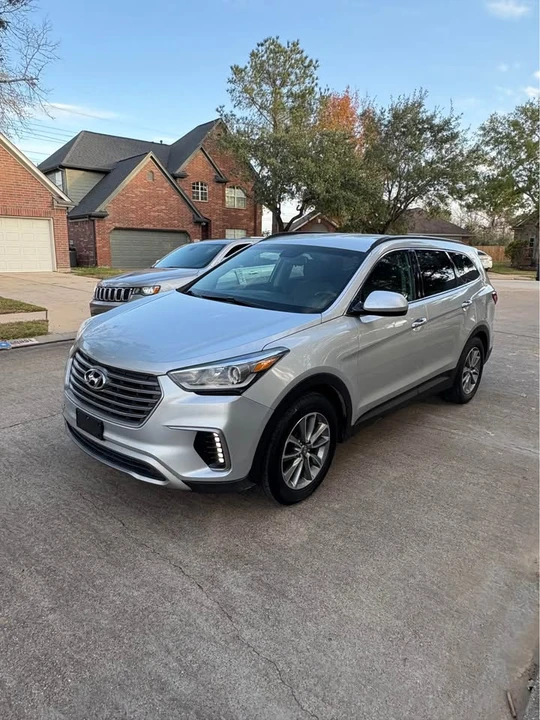 2017 Hyundai Santa Fe - Image 2 of 14
