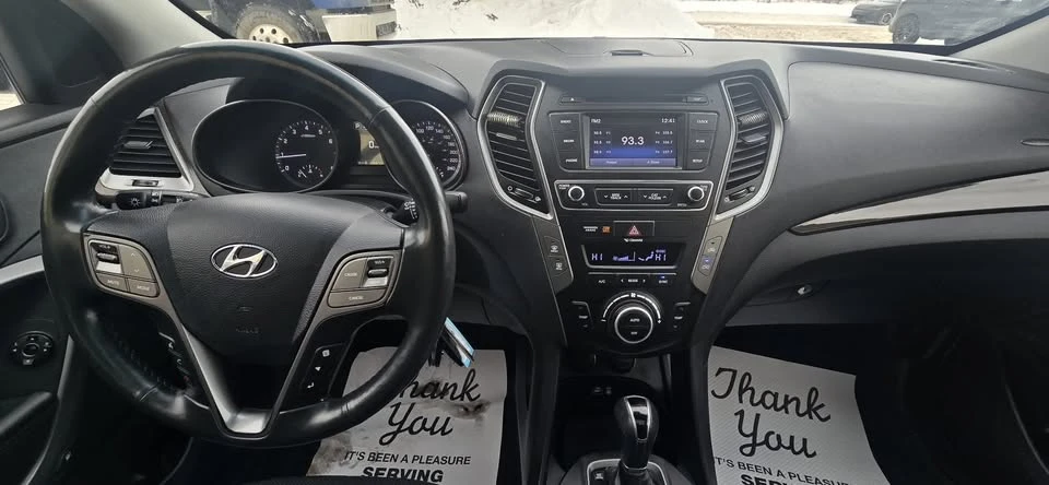 2017 Hyundai Santa Fe - Image 15 of 20