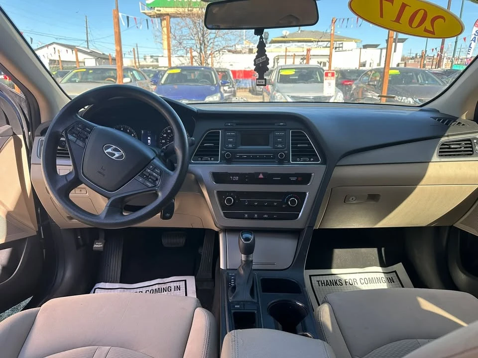 2017 Hyundai Sonata - Image 6 of 11
