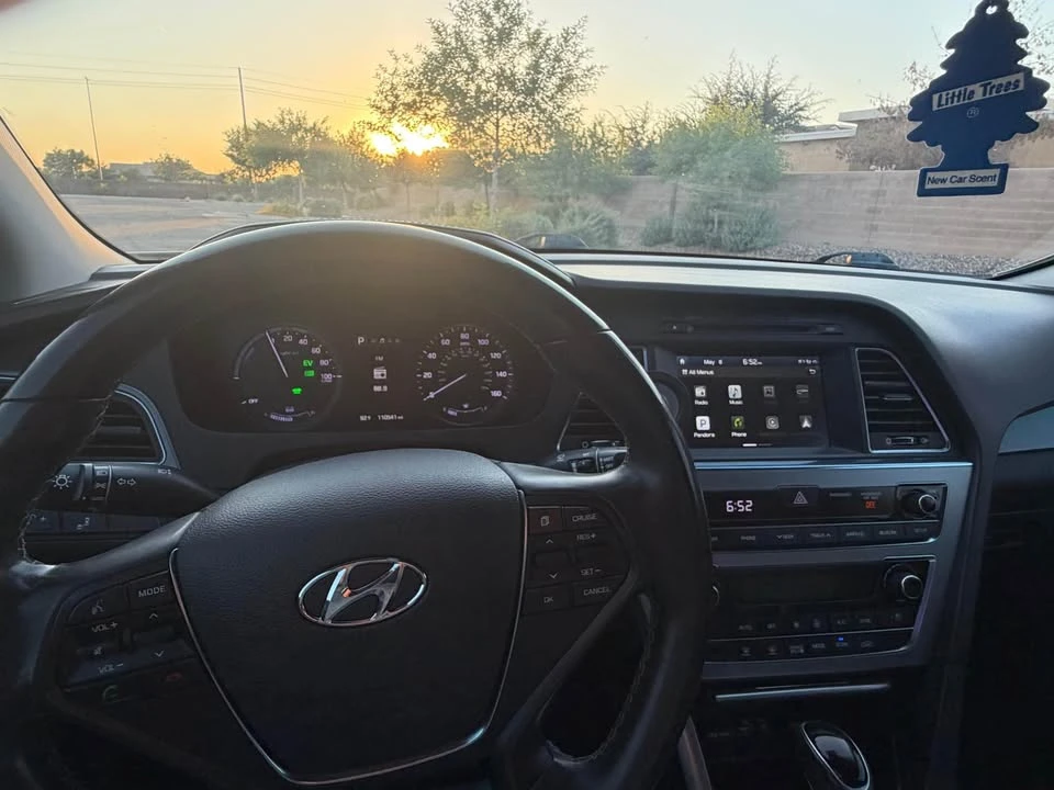 2017 Hyundai Sonata - Image 17 of 20