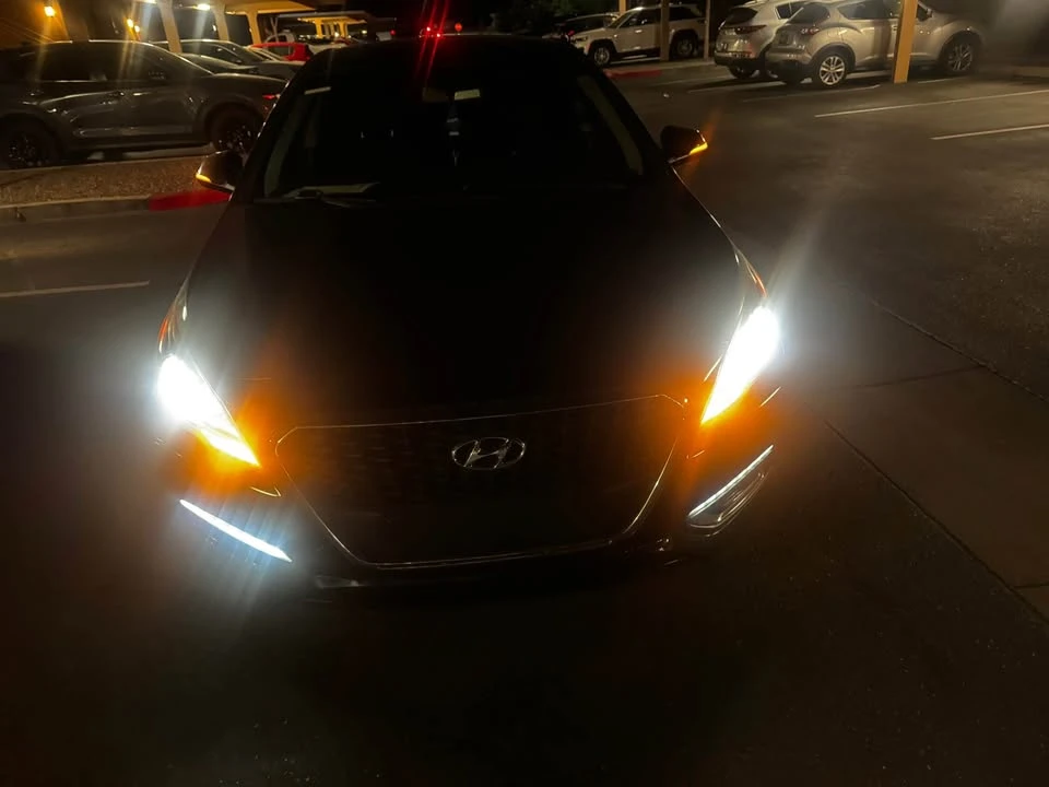 2017 Hyundai Sonata - Image 16 of 20