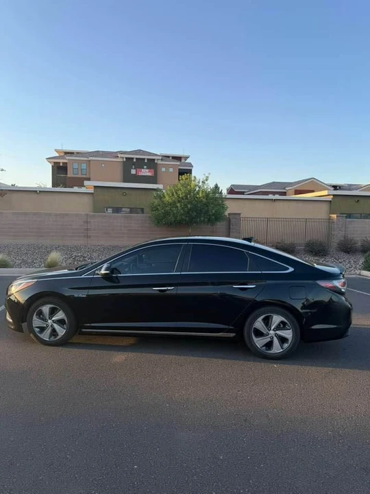 2017 Hyundai Sonata - Image 6 of 21