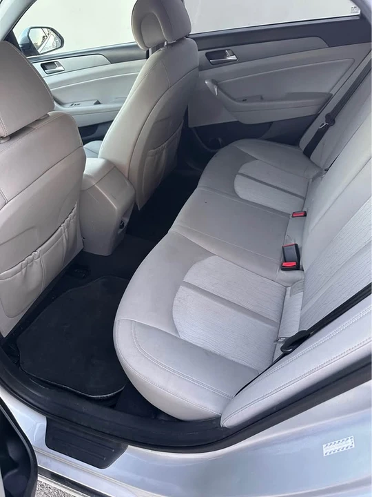 2017 Hyundai Sonata - Image 9 of 18