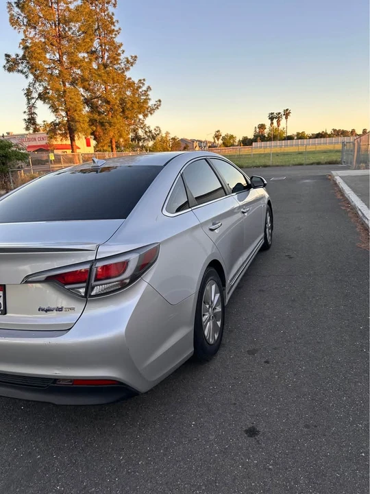 2017 Hyundai Sonata - Image 5 of 18