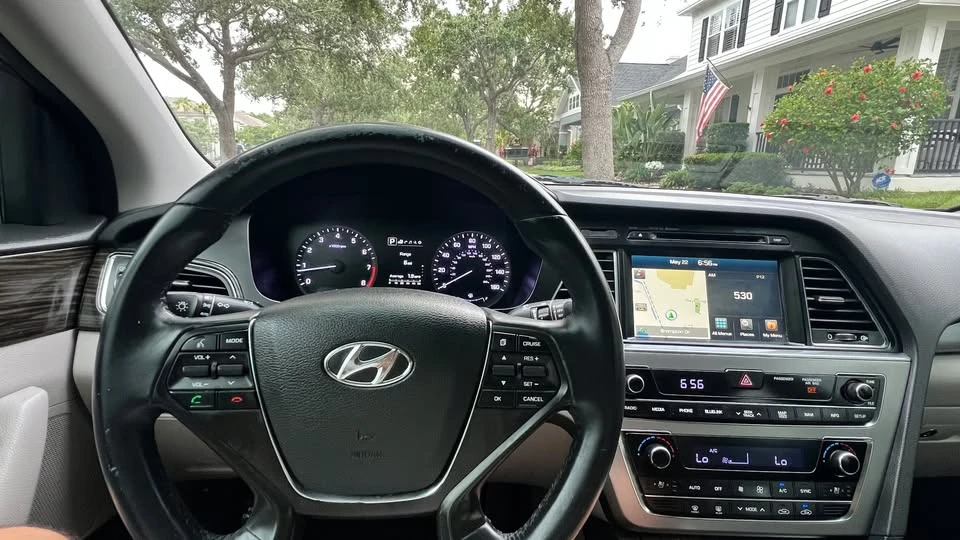 2017 Hyundai Sonata - Image 10 of 19