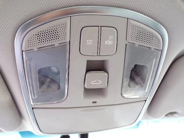 2017 Hyundai Sonata - Image 8 of 20