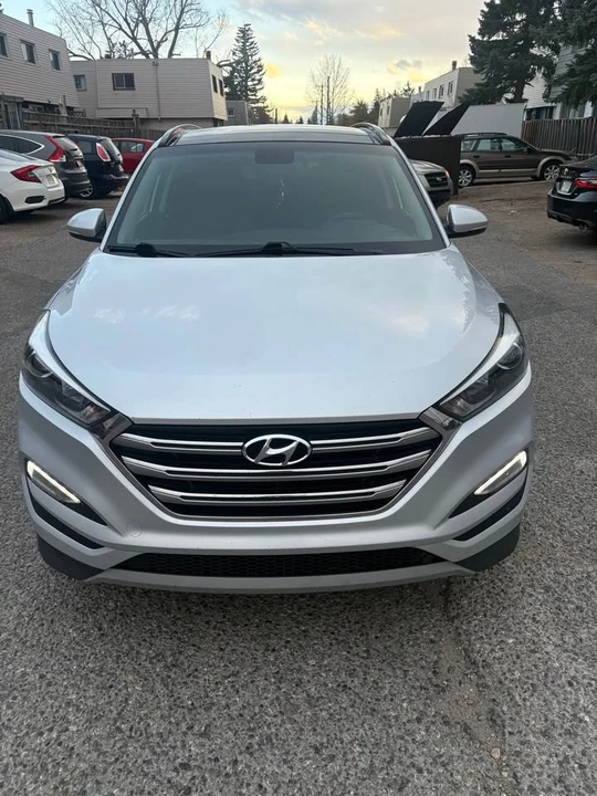 2017 Hyundai Tucson - Image 2 of 12