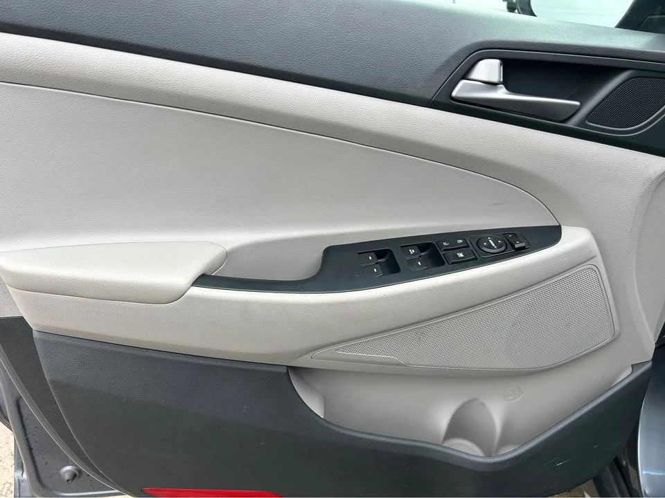 2017 Hyundai Tucson - Image 11 of 11