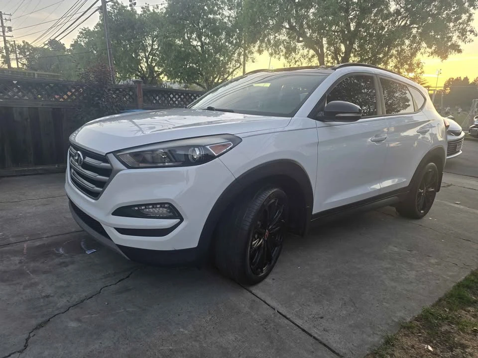 2017 Hyundai Tucson - Image 2 of 14