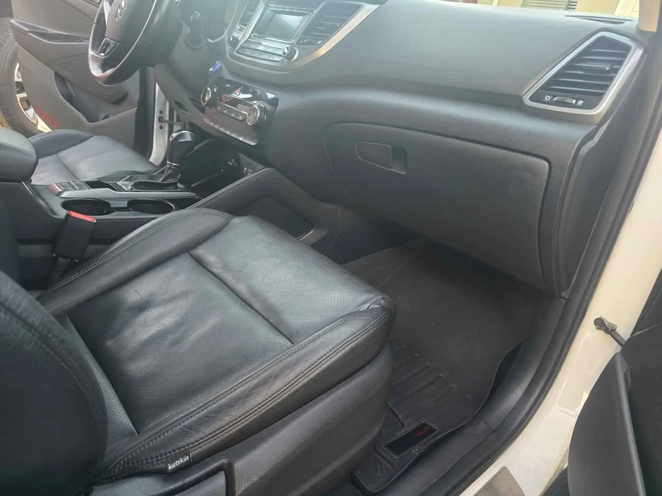 2017 Hyundai Tucson - Image 8 of 14