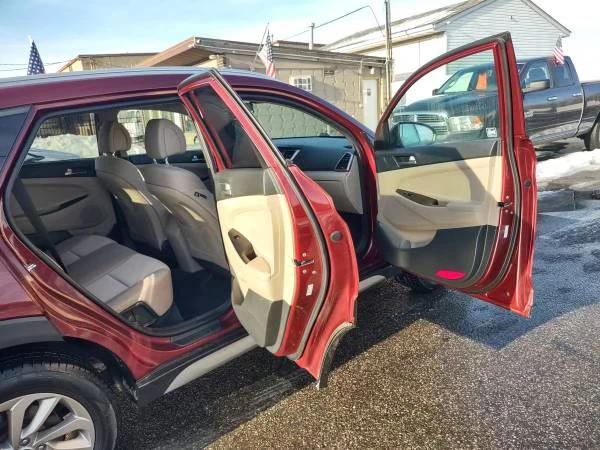 2017 Hyundai Tucson - Image 7 of 13