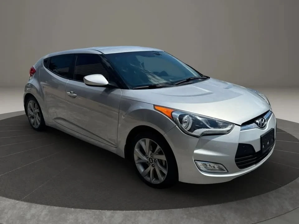 2017 Hyundai Veloster - Image 3 of 19