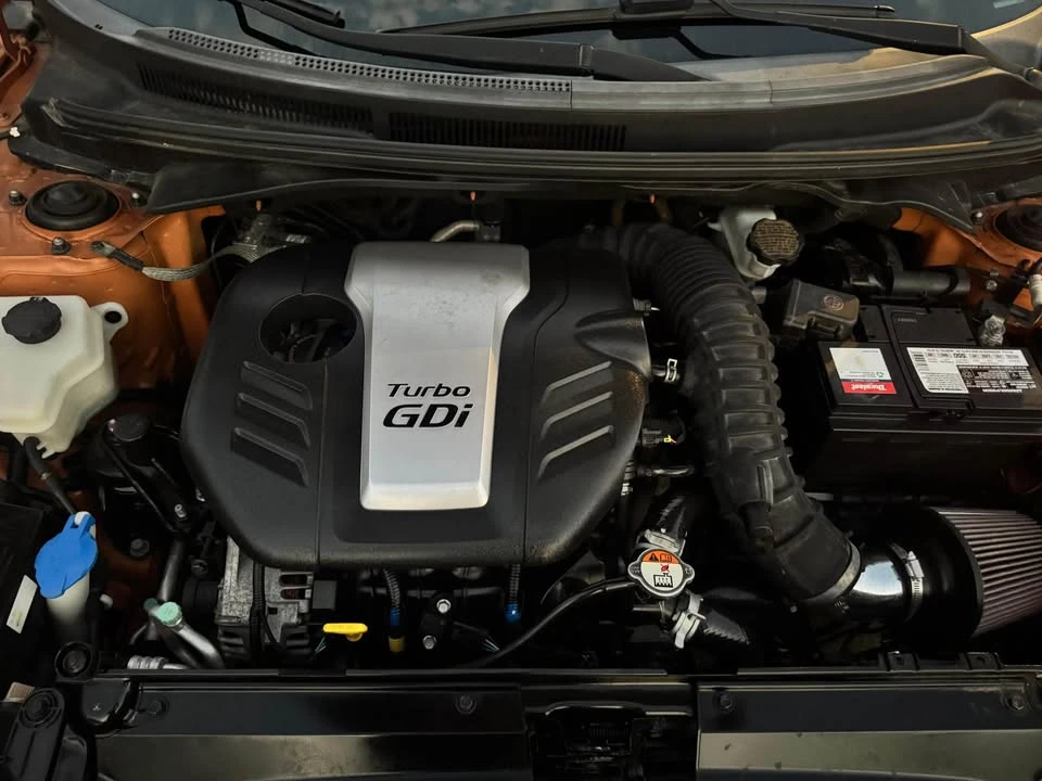 2017 Hyundai Veloster - Image 13 of 14