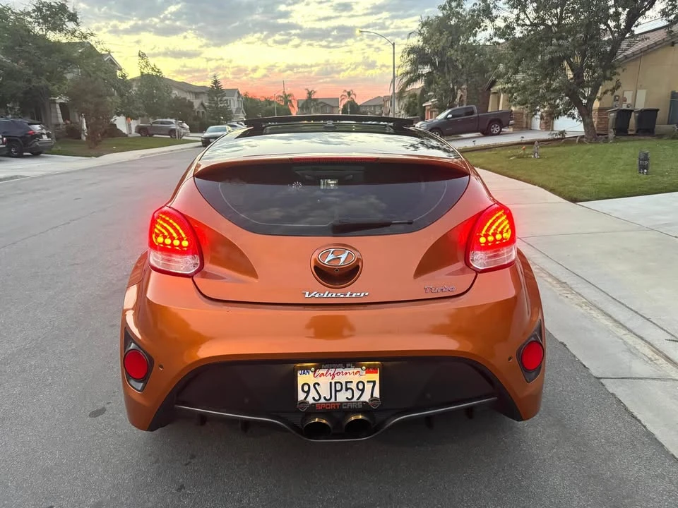 2017 Hyundai Veloster - Image 4 of 14