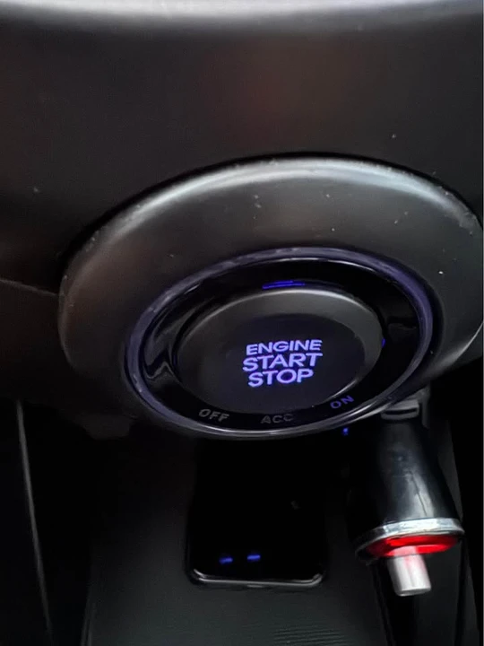 2017 Hyundai Veloster - Image 12 of 14