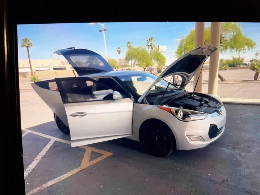 2017 Hyundai Veloster - Image 3 of 7