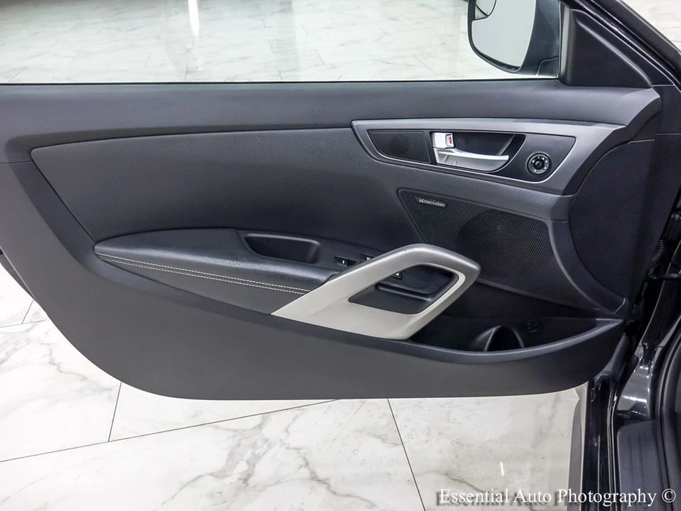 2017 Hyundai Veloster - Image 13 of 14