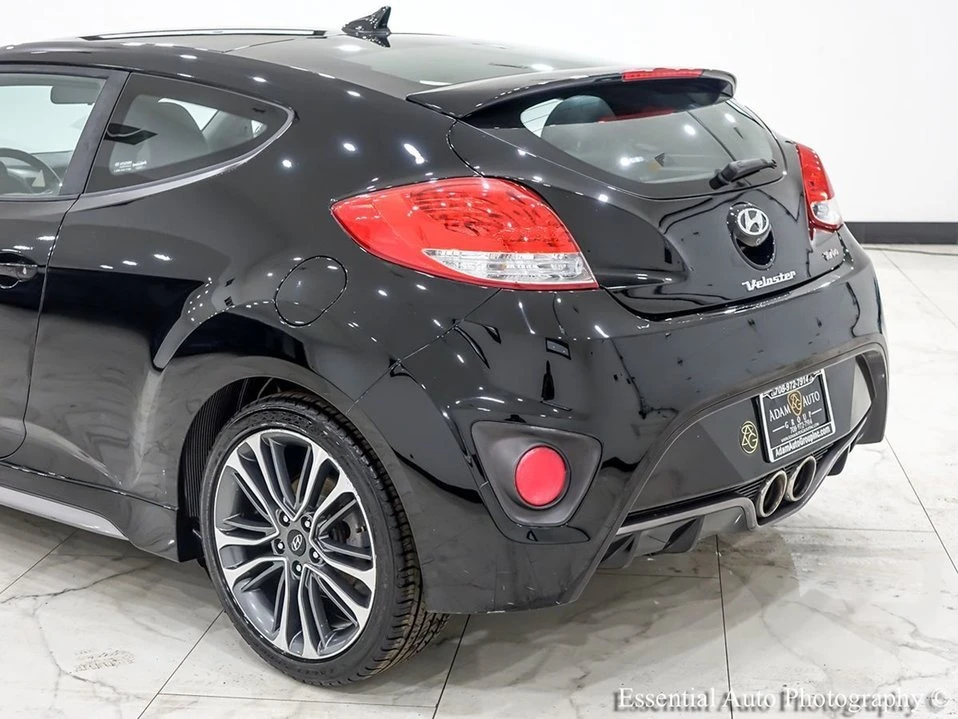 2017 Hyundai Veloster - Image 9 of 14