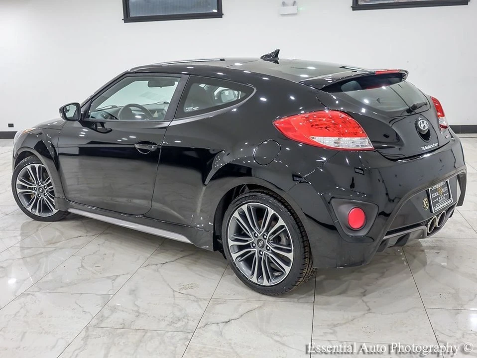 2017 Hyundai Veloster - Image 8 of 14