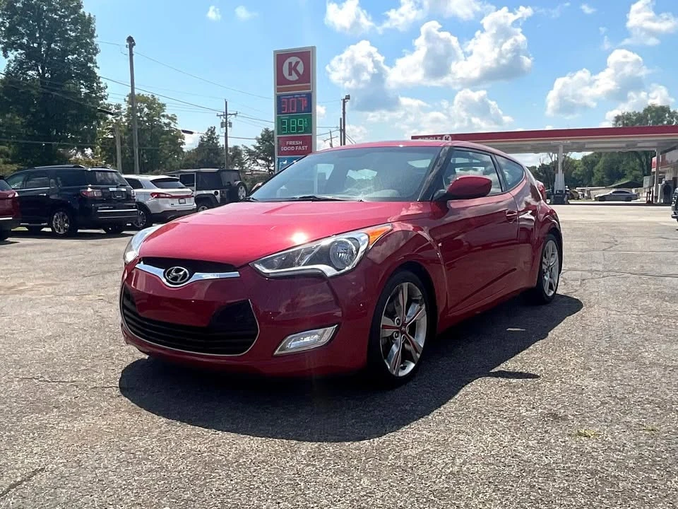 2017 Hyundai Veloster - Image 7 of 19