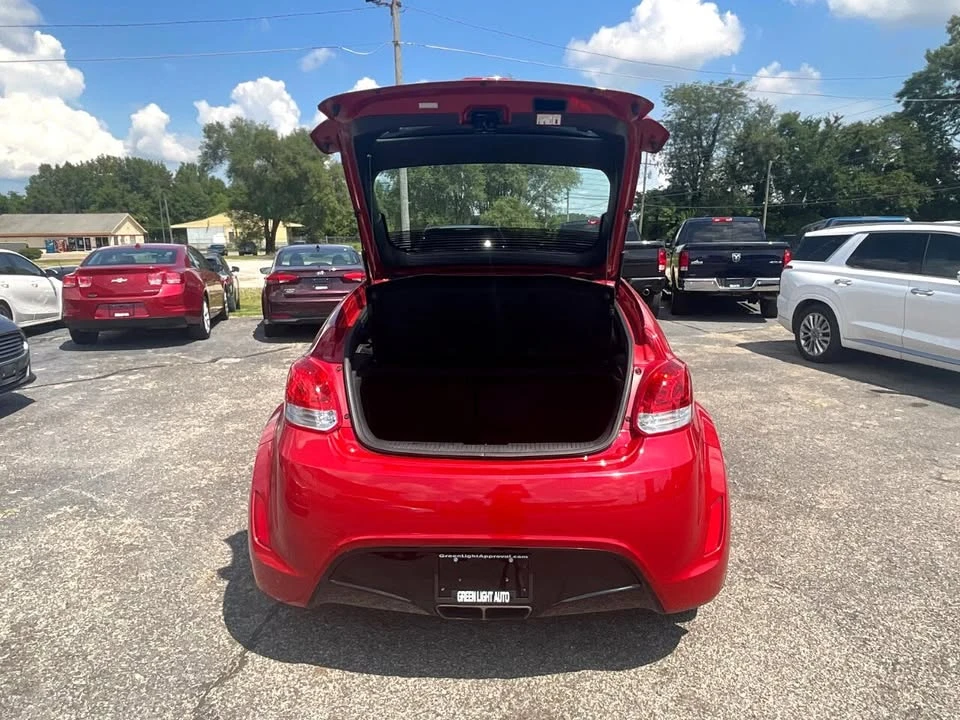 2017 Hyundai Veloster - Image 4 of 19
