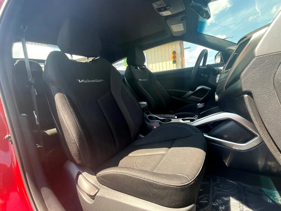 2017 Hyundai Veloster - Image 12 of 19