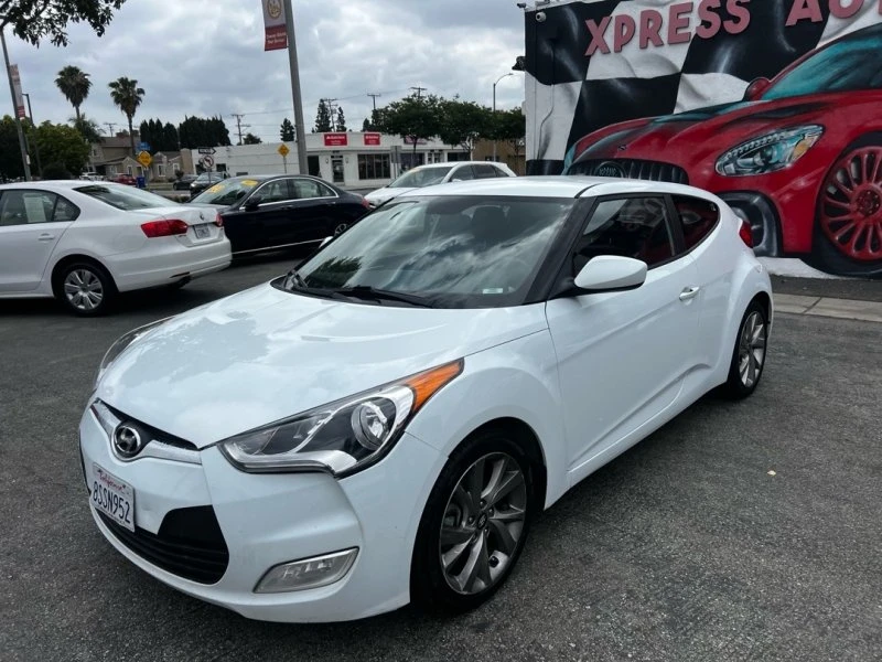 2017 Hyundai Veloster - Image 3 of 17