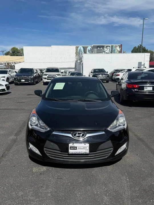 2017 Hyundai Veloster - Image 2 of 11